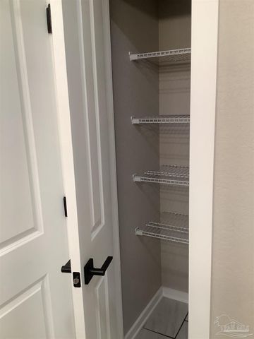 6413 Sanders St, Milton, FL 32570