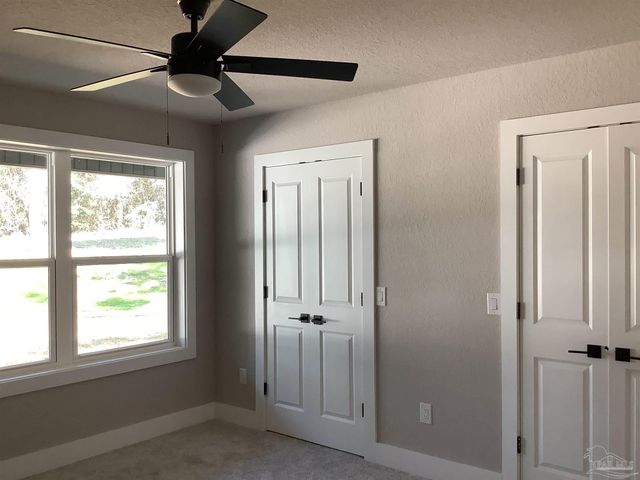 6413 Sanders St, Milton, FL 32570