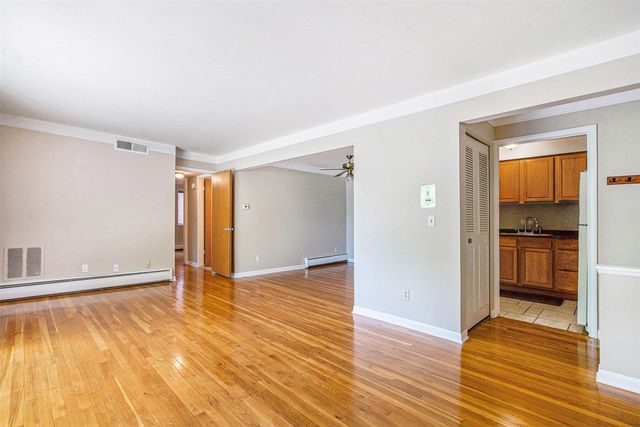 1249 Island Drive Unit: 101, Ann Arbor, MI 48105
