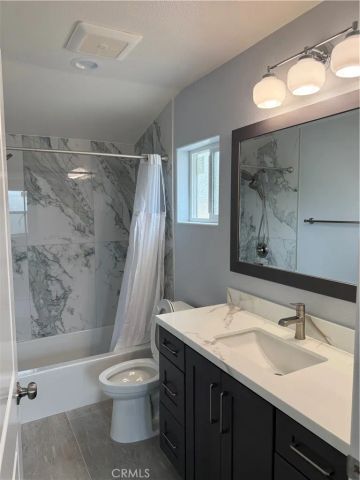 2102 NIOBE B, Anaheim, CA 92904