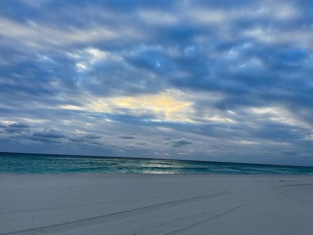 19201 Collins Avenue 337, Sunny Isles Beach, FL 33160