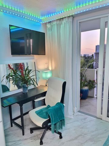 19201 Collins Avenue 337, Sunny Isles Beach, FL 33160