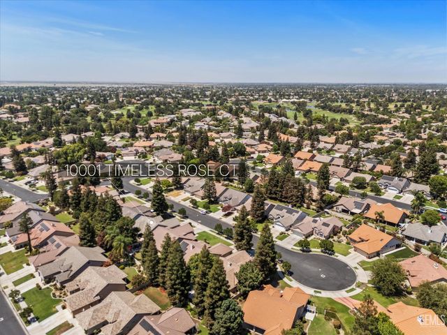 10001 Timeless Rose Court, Bakersfield, CA 93311