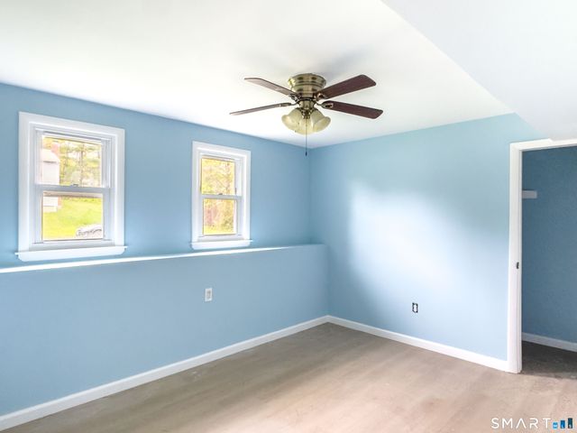17 Fieldstone Road, Waterbury, CT 06704