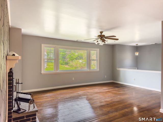17 Fieldstone Road, Waterbury, CT 06704