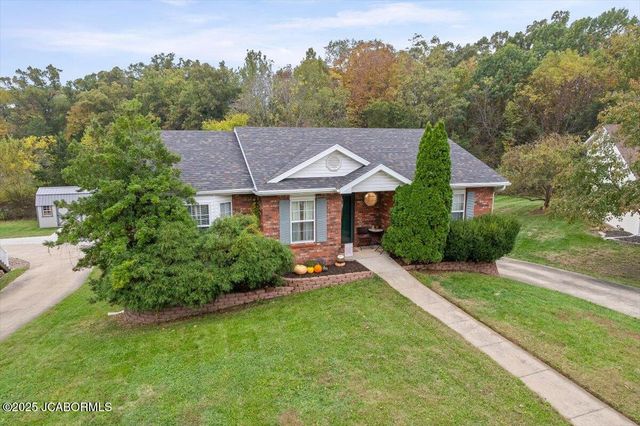 3939 LIVERPOOL DRIVE, Jefferson City, MO 65109