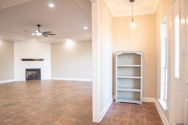 156 Reba Lane, Denham Springs, LA 70706