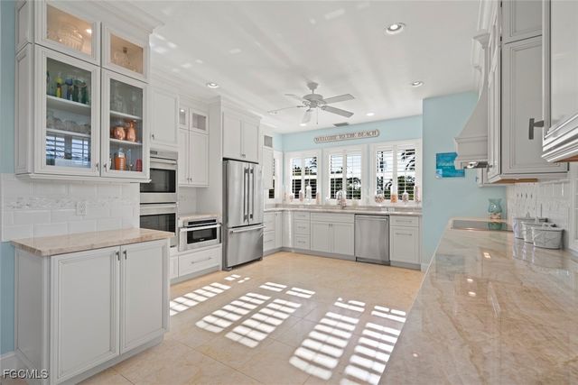 4452 Waters Edge LN, Sanibel, FL 33957