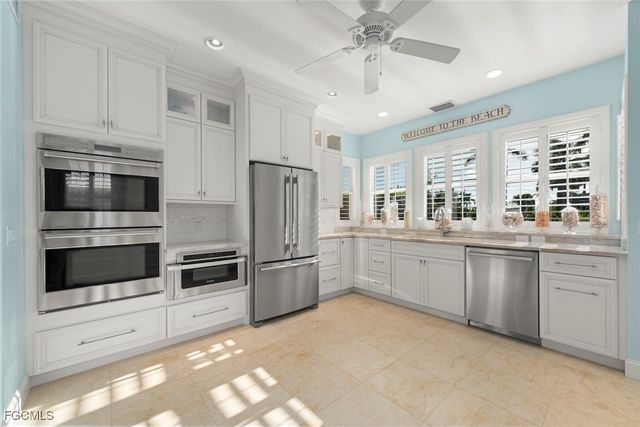 4452 Waters Edge LN, Sanibel, FL 33957