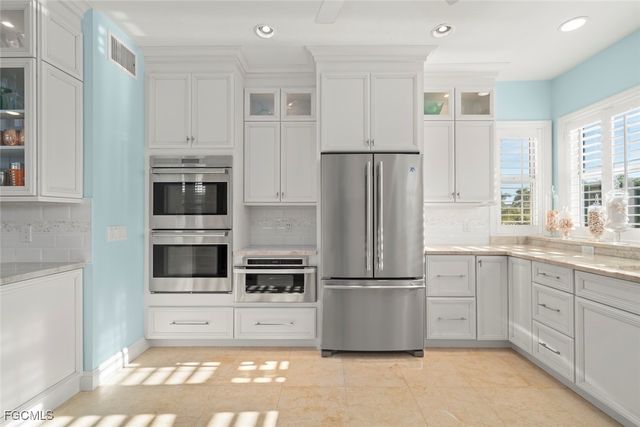 4452 Waters Edge LN, Sanibel, FL 33957