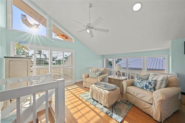 4452 Waters Edge LN, Sanibel, FL 33957