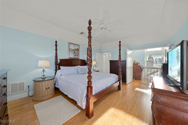 4452 Waters Edge LN, Sanibel, FL 33957