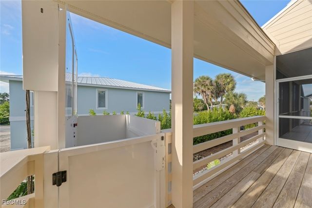 4452 Waters Edge LN, Sanibel, FL 33957