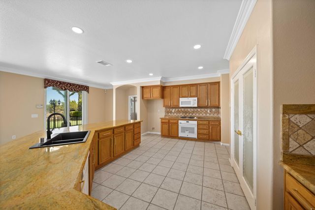 3121 Club Rancho Drive, Palmdale, CA 93551