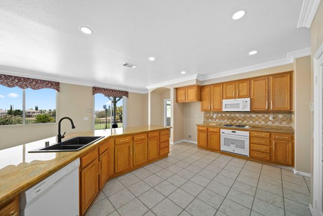 3121 Club Rancho Drive, Palmdale, CA 93551