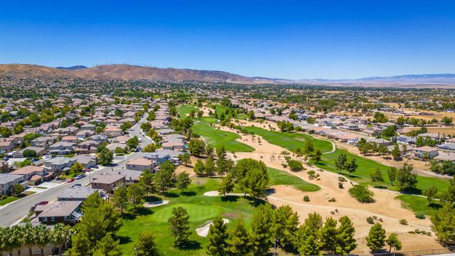 3121 Club Rancho Drive, Palmdale, CA 93551