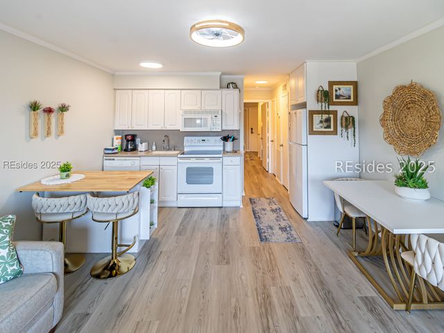 40 Folly Field Rd Apt C248, Hilton Head Island, SC 29928