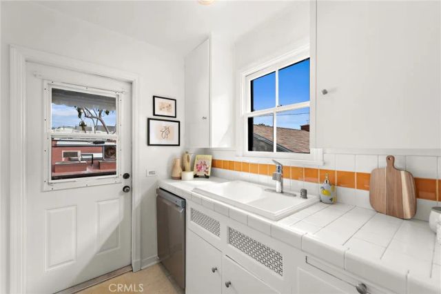 189 Lower Cliff Drive, Laguna Beach, CA 92651