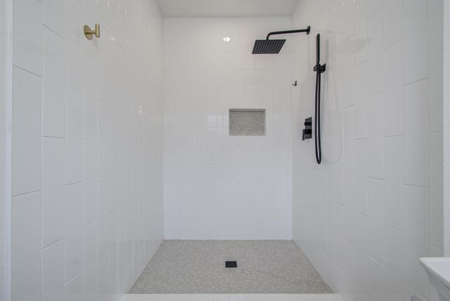 9923 Antrim Lane, La Porte, TX 77571