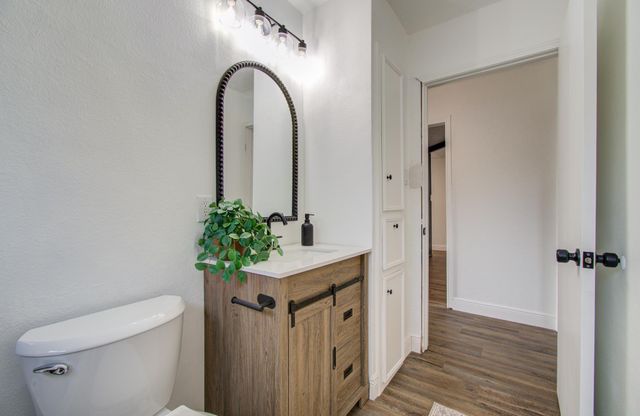 9923 Antrim Lane, La Porte, TX 77571