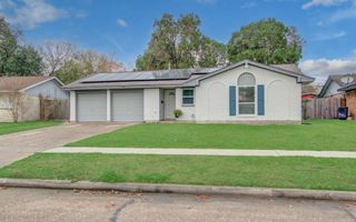 9923 Antrim Lane, La Porte, TX 77571