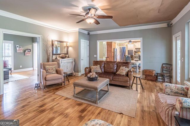 2702 Thatcher Court, Lawrenceville, GA 30044