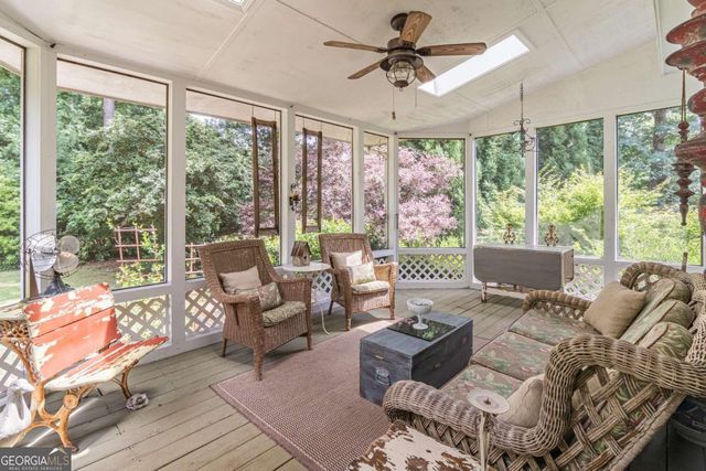2702 Thatcher Court, Lawrenceville, GA 30044