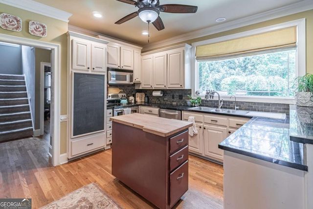 2702 Thatcher Court, Lawrenceville, GA 30044