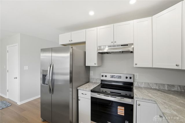 2724 Hazelbrook Drive, Butler Twp, OH 45414