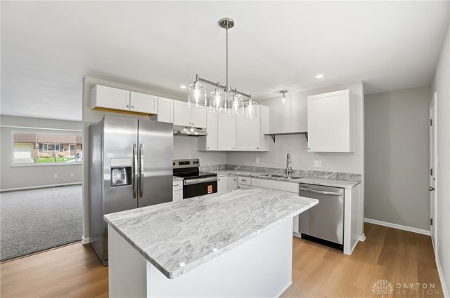 2724 Hazelbrook Drive, Butler Twp, OH 45414