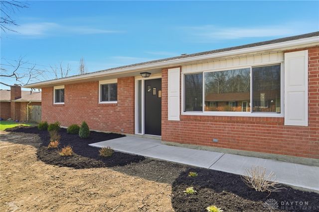 2724 Hazelbrook Drive, Butler Twp, OH 45414