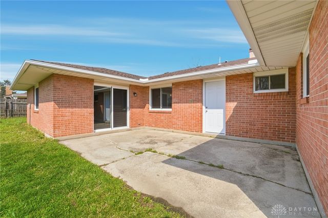 2724 Hazelbrook Drive, Butler Twp, OH 45414