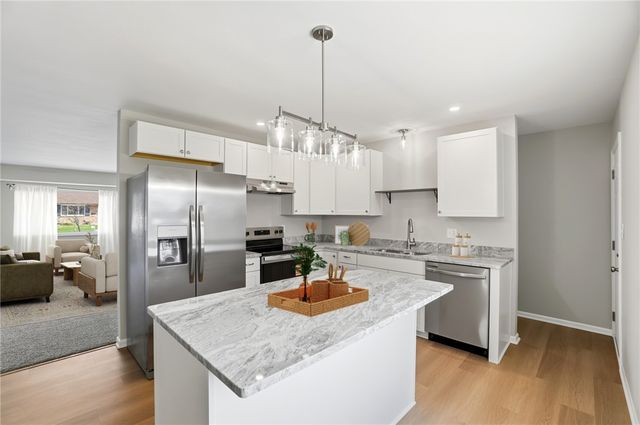 2724 Hazelbrook Drive, Butler Twp, OH 45414