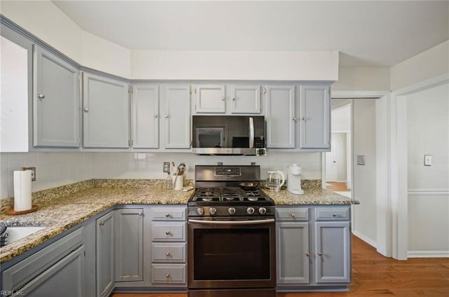 1628 Dylan DR, Virginia Beach, VA 23464