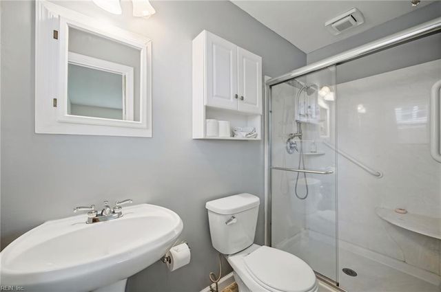 1628 Dylan DR, Virginia Beach, VA 23464