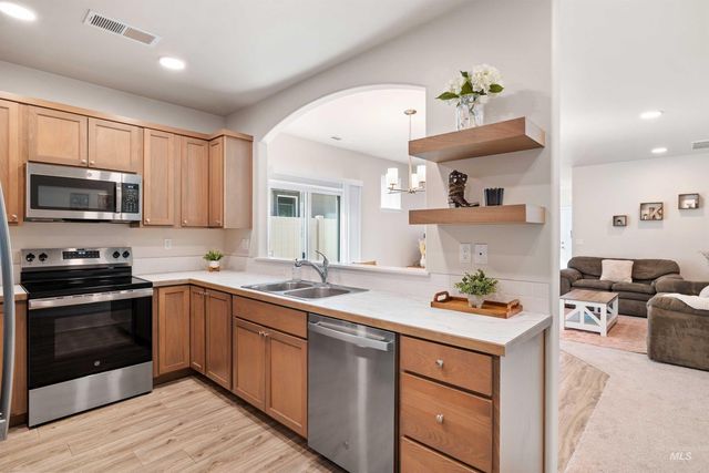 1603 Kenyon Meadow St, Twin Falls, ID 83301