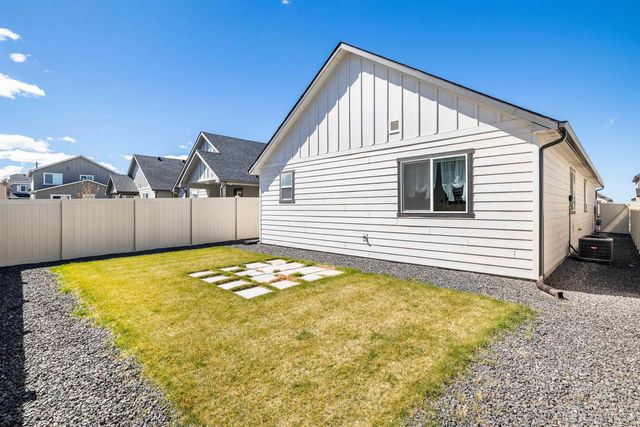 1603 Kenyon Meadow St, Twin Falls, ID 83301