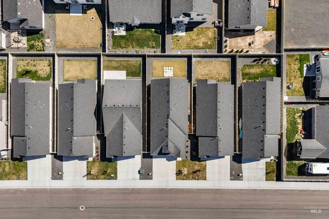 1603 Kenyon Meadow St, Twin Falls, ID 83301