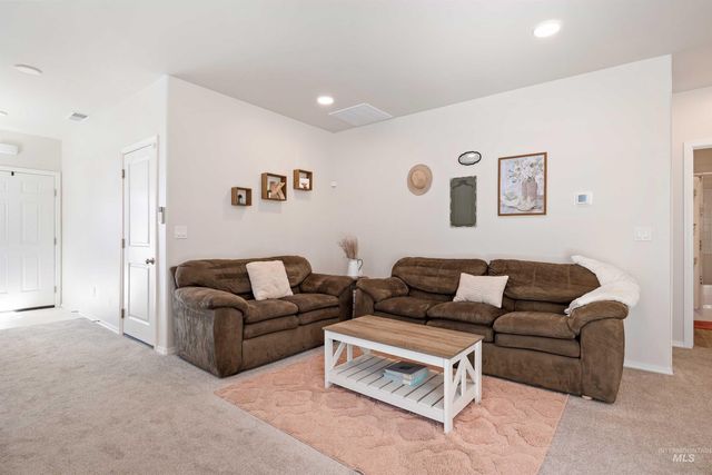 1603 Kenyon Meadow St, Twin Falls, ID 83301