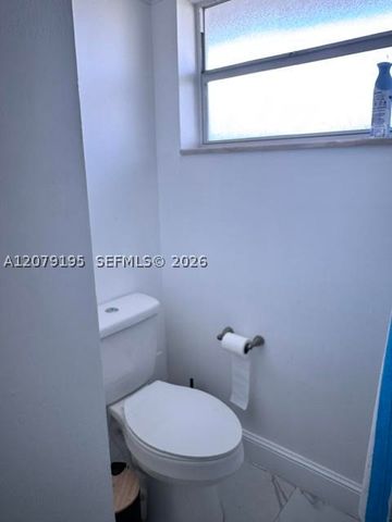 1680 NE 191st St 305-2, Miami, FL 33179