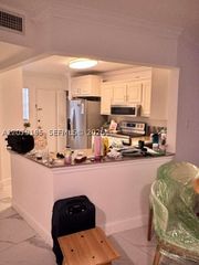 1680 NE 191st St 305-2, Miami, FL 33179
