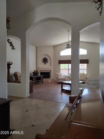 1365 W COURTNEY Lane, Tempe, AZ 85284