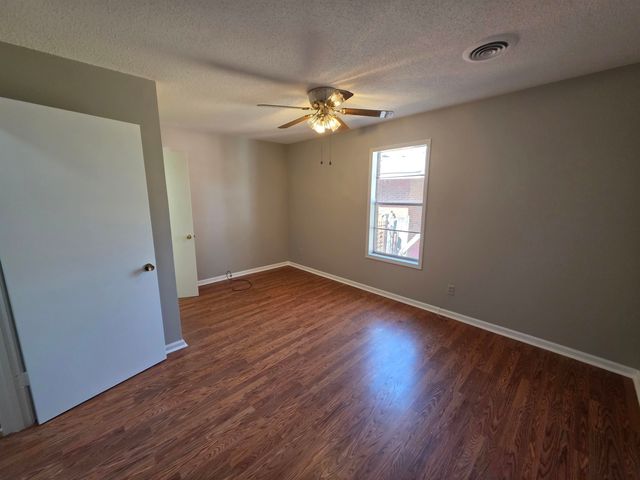 1404 CAMERON ST, Memphis, TN 38106