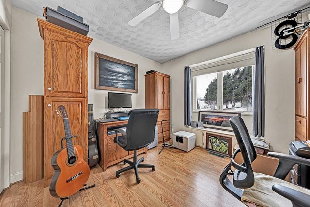 1768 Alean RD, Wirtz, VA 24184