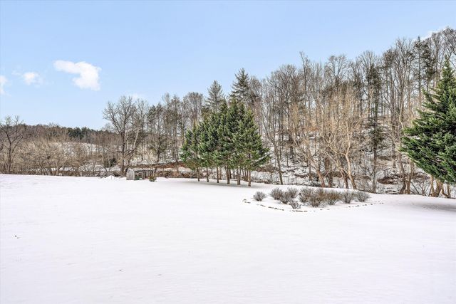 1768 Alean RD, Wirtz, VA 24184