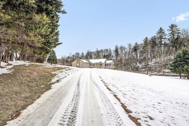 1768 Alean RD, Wirtz, VA 24184