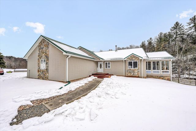 1768 Alean RD, Wirtz, VA 24184