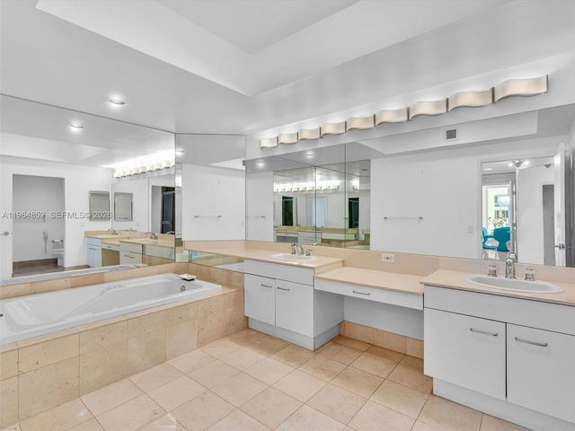 21150 Point Pl 2601, Aventura, FL 33180