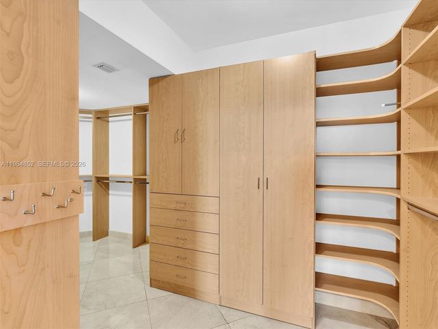 21150 Point Pl 2601, Aventura, FL 33180