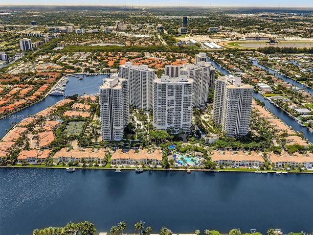 21150 Point Pl 2601, Aventura, FL 33180
